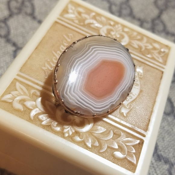 SOLID 10KT ROSE GOLD Early Victorian Banded Agate Brooch - Picture 3 of 8